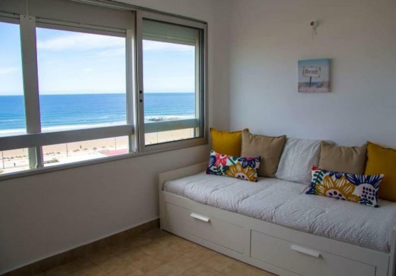 Wonderful Studio Apartment In Front Of The Beach Costa de Caparica Ngoại thất bức ảnh